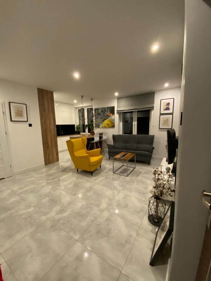 Apartament Centrum- Art&Design コニン エクステリア 写真