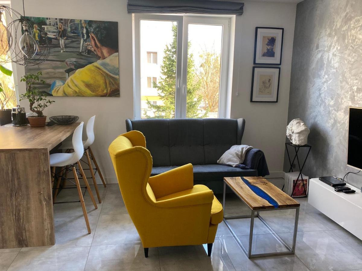 Apartament Centrum- Art&Design コニン エクステリア 写真
