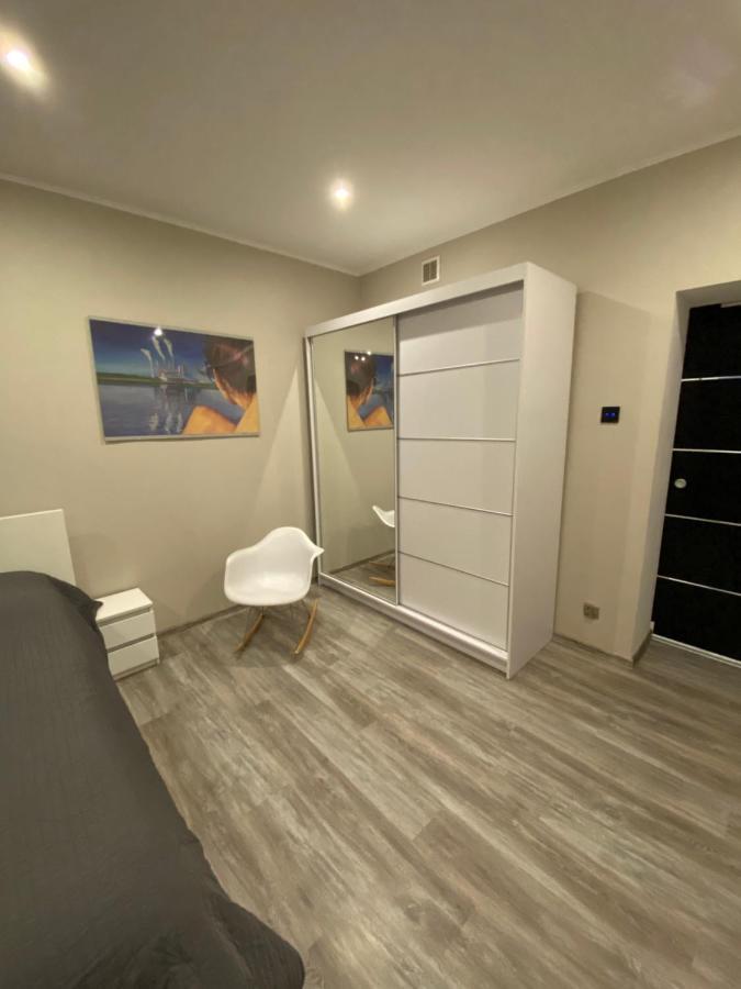 Apartament Centrum- Art&Design コニン エクステリア 写真